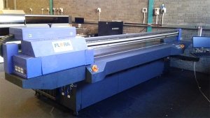 UV Flatbed Printer - large capacity